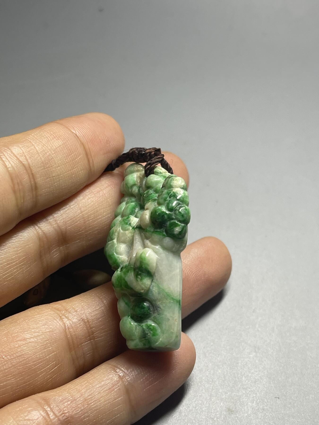 喵了个咪的第二期玉器杂项拍卖 天然翡翠挂件