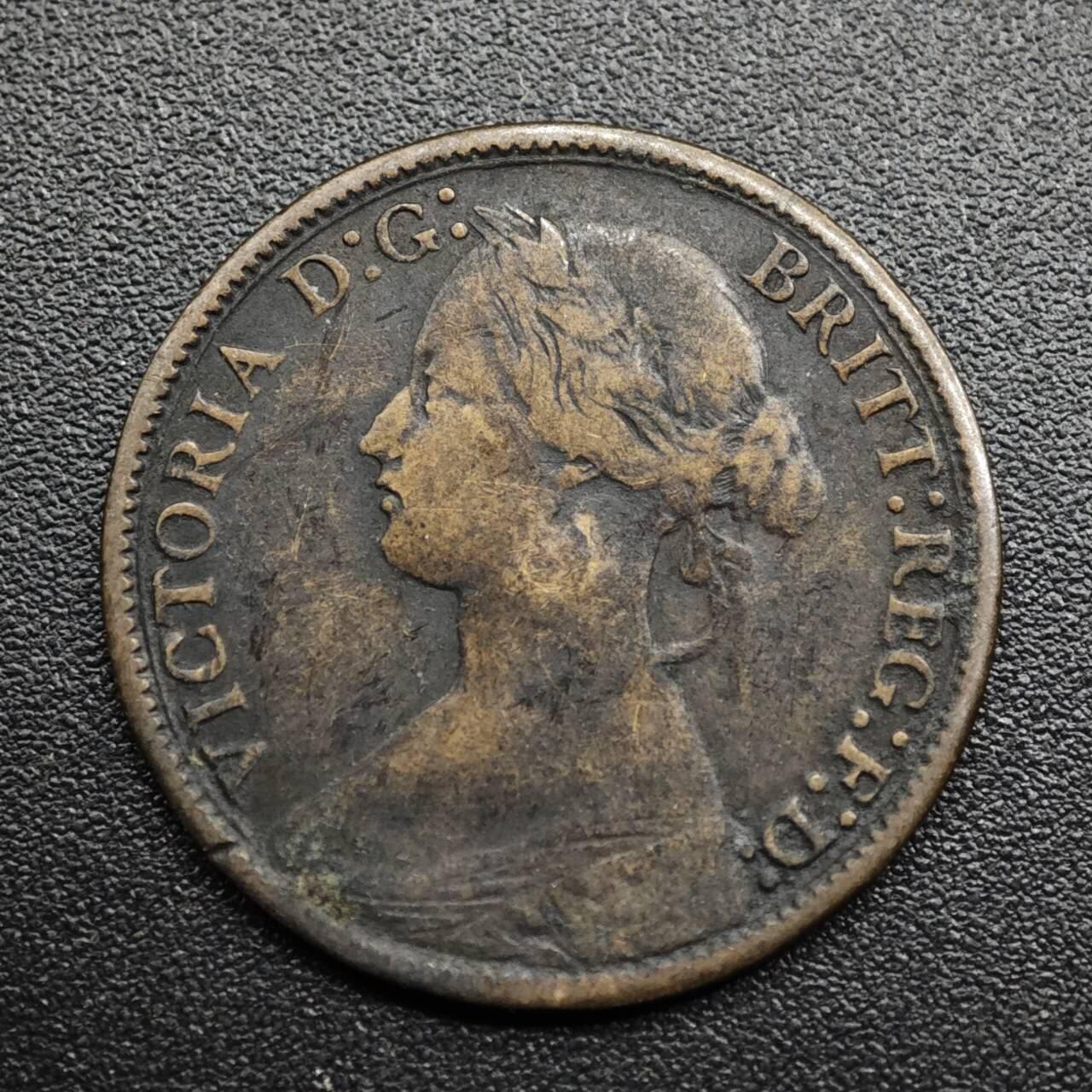 【淘币小摊】限时拍第八百五十七拍  老铜币场  满百包邮可预留两周  周一统一发货  英国1868年维多利亚法新铜币