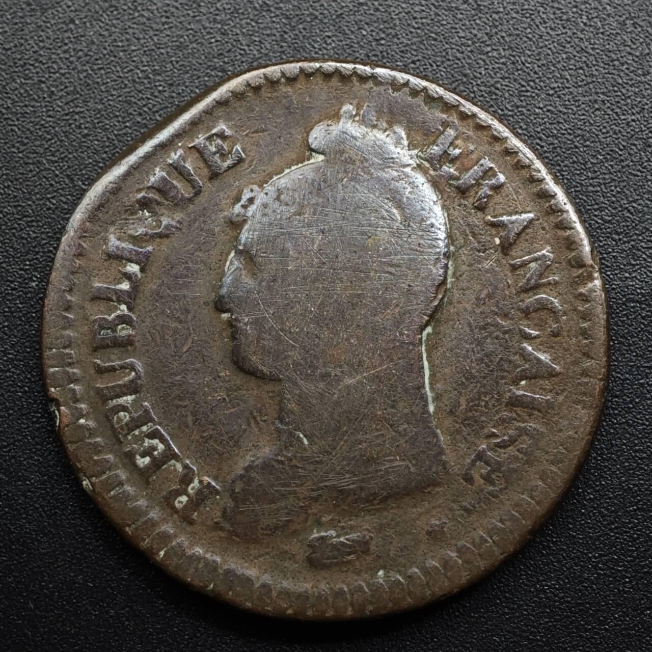 【淘币小摊】限时拍第八百五十七拍  老铜币场  满百包邮可预留两周  周一统一发货  法国共和时期10分铜币