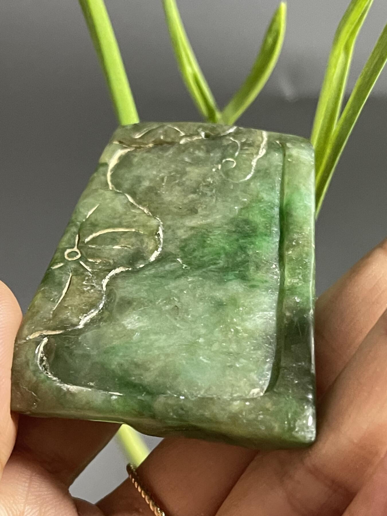 喵了个咪的第二期玉器杂项拍卖 天然翡翠山水牌