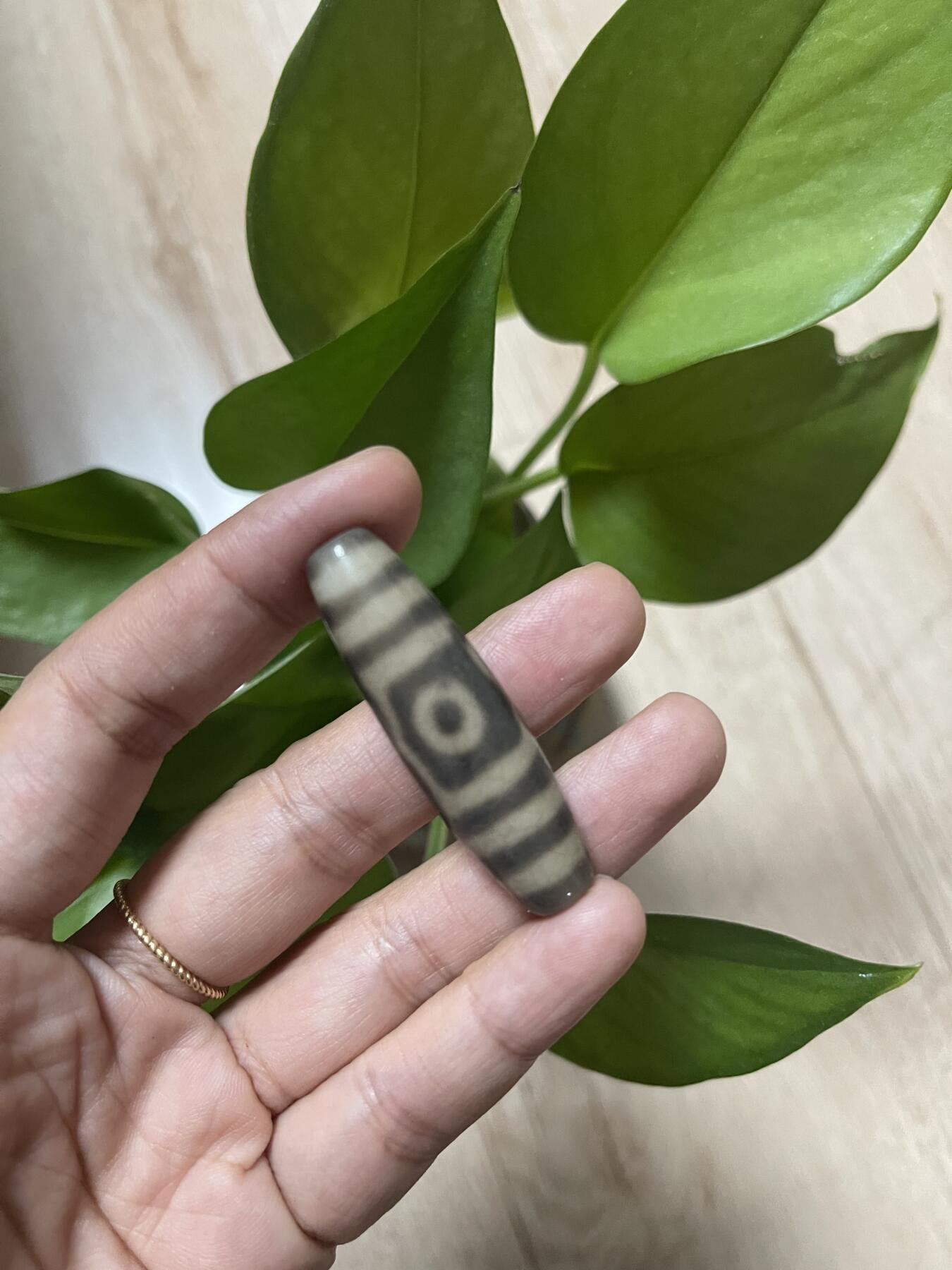 第五期杂项配饰拍卖 三眼天珠