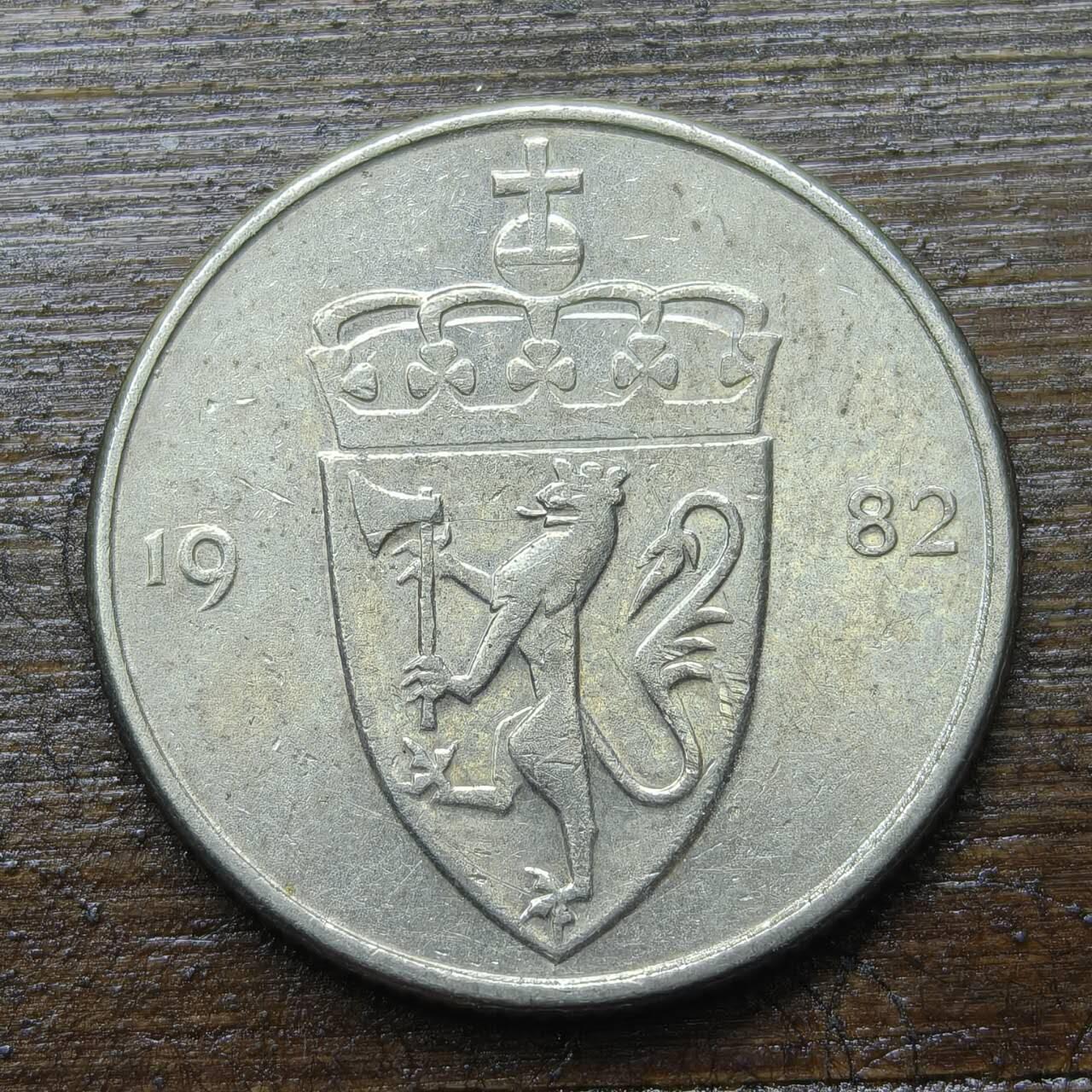 【铜匠收藏】★第142★散币专场 不寄存，30包邮。不满30元，支付5元运费。《接受代拍 代送NGC评级》 75【无寄存】挪威 1982年 50欧尔