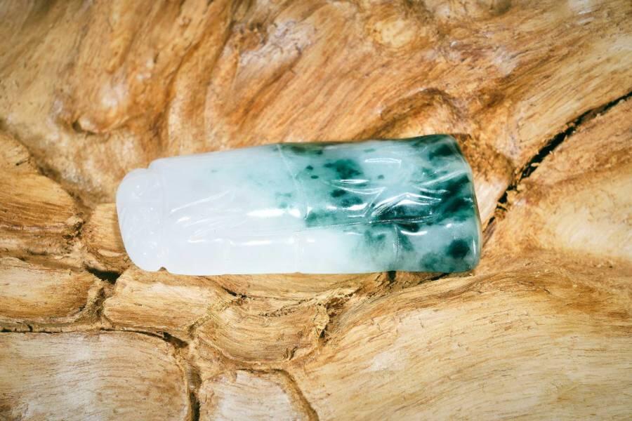 上海都达杂项专场十二（全场包邮】 天然冰飘花翡翠（A货）精雕《节节高升》挂件89-13