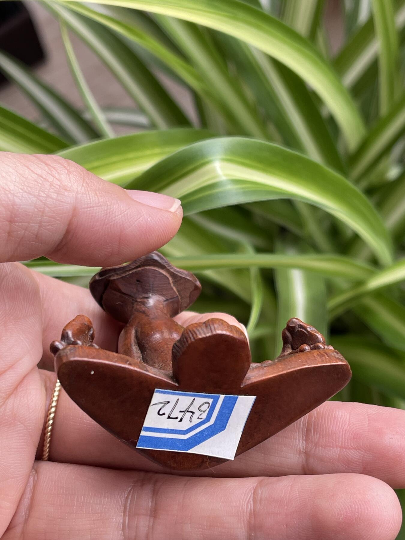 喵了个咪的第三期木器杂项小摆件拍卖 黄杨木呱呱来财