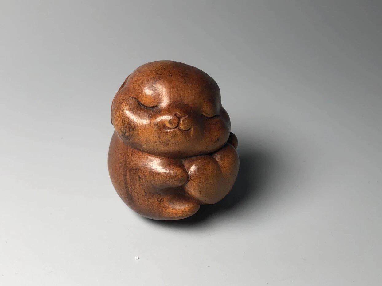 喵了个咪的第三期木器杂项小摆件拍卖 黄杨木小兔子