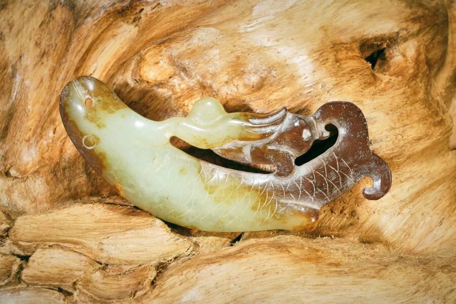 上海都达杂项专场十二（全场包邮】 和田古玉鱼挂件89-20