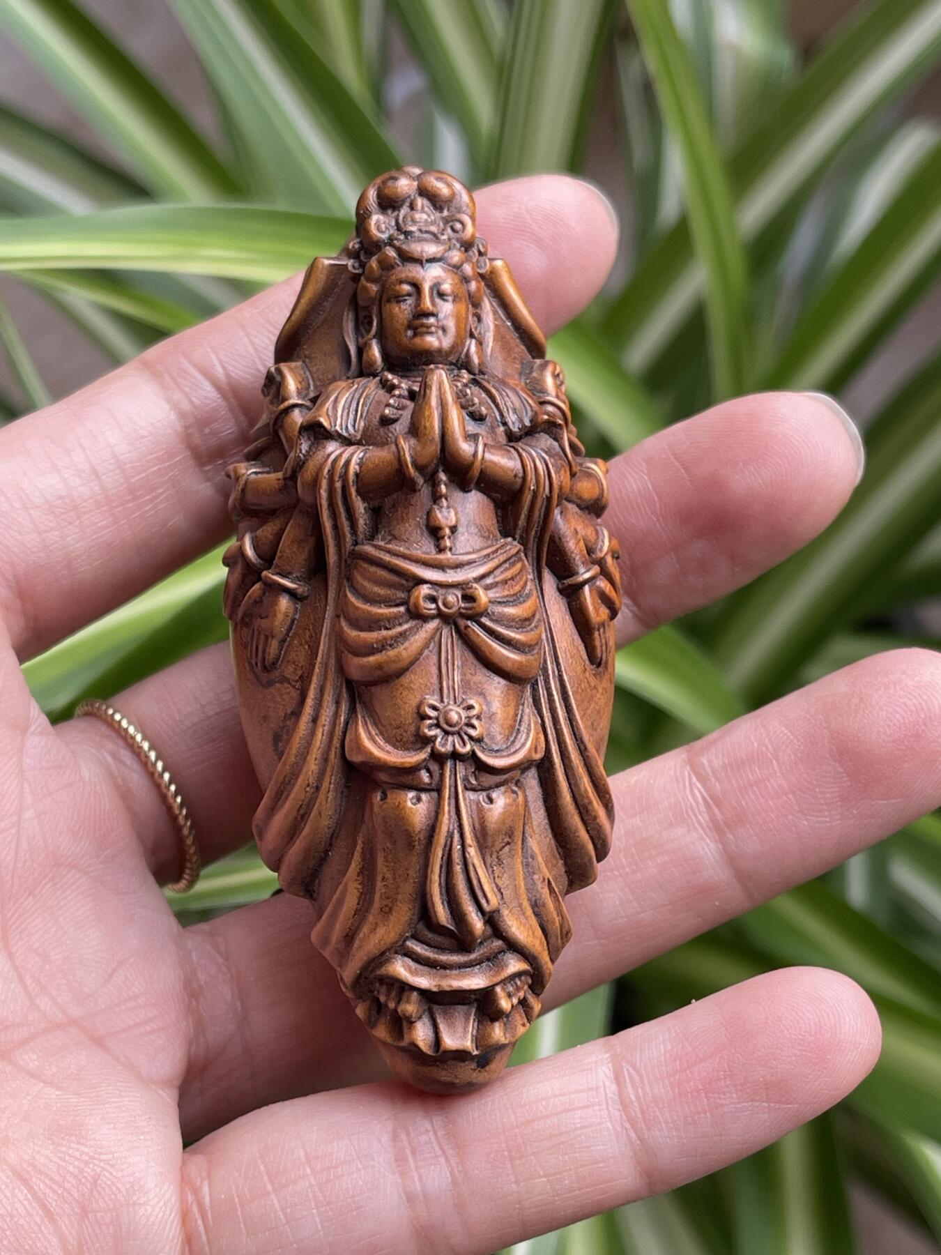 喵了个咪的第三期木器杂项小摆件拍卖 黄杨木千手观音