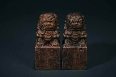 上海都达杂项专场十二（全场包邮】 - 黑檀木精雕《唐狮》摆件 一对83-87