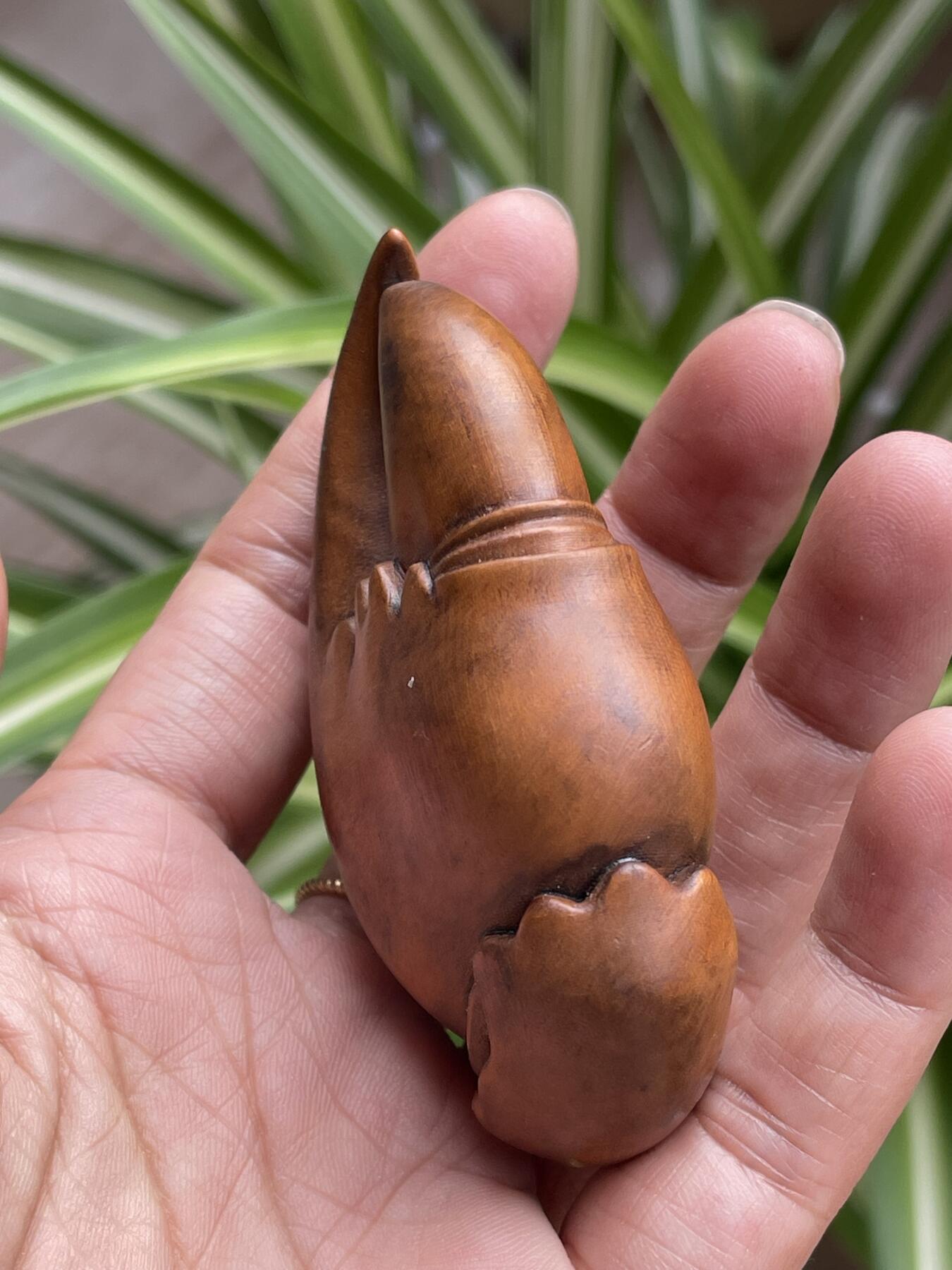 喵了个咪的第三期木器杂项小摆件拍卖 黄杨木蟹钳手