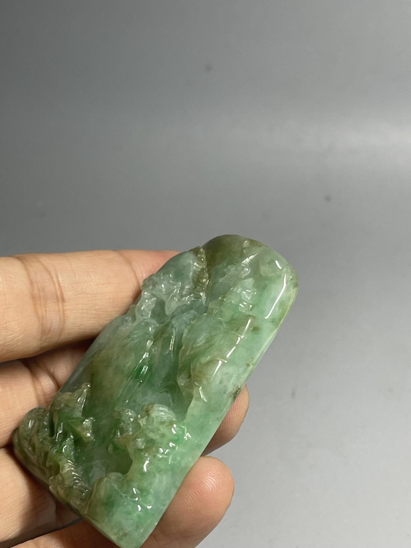 喵了个咪的第二期玉器杂项拍卖 天然翡翠山水牌