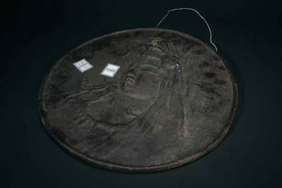 上海都达杂项专场十二（全场包邮】 - 铸铁制观音菩萨像挂板83-82