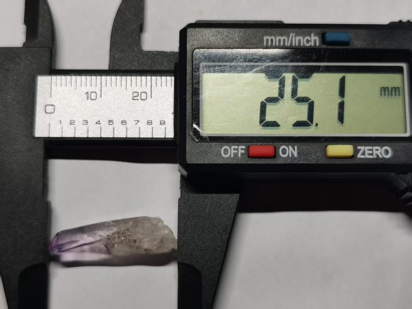 七河·世界币章矿标杂件每周小拍（总第36期）（周一结标） 藏家出品X674（3） 墨西哥克鲁兹水晶矿标 盒子矿 本件拍品由合作藏家负责邮寄