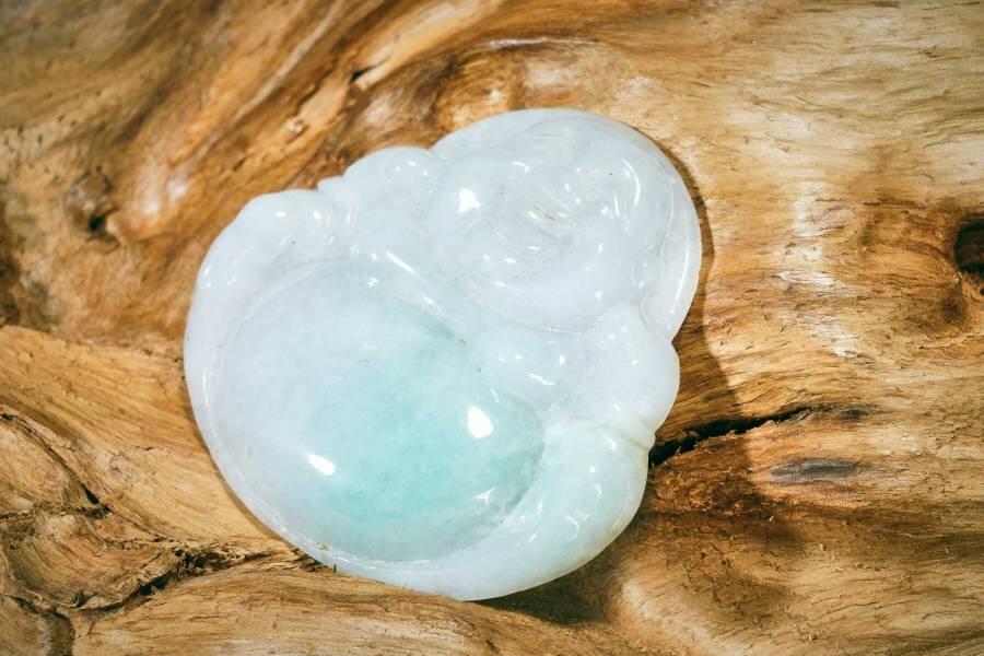 上海都达杂项专场十二（全场包邮】 天然冰糯种带绿翡翠（A货）精雕《佛公》挂件89-12