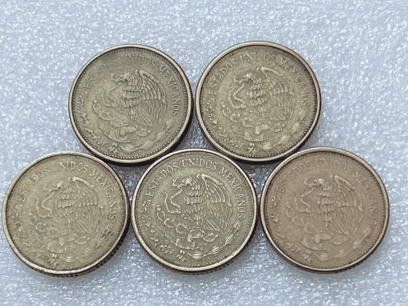 第一海外回流一元起拍收藏 散集专场  第297期 墨西哥100比索黄铜币 5枚
