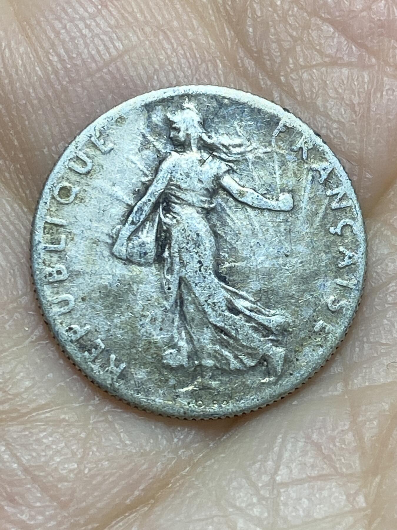 2026年第十六场(总第一百八十五场）外国好品散币场(免佣金) 法兰西第三共和国1917年50生丁银币(第三版，835高银)