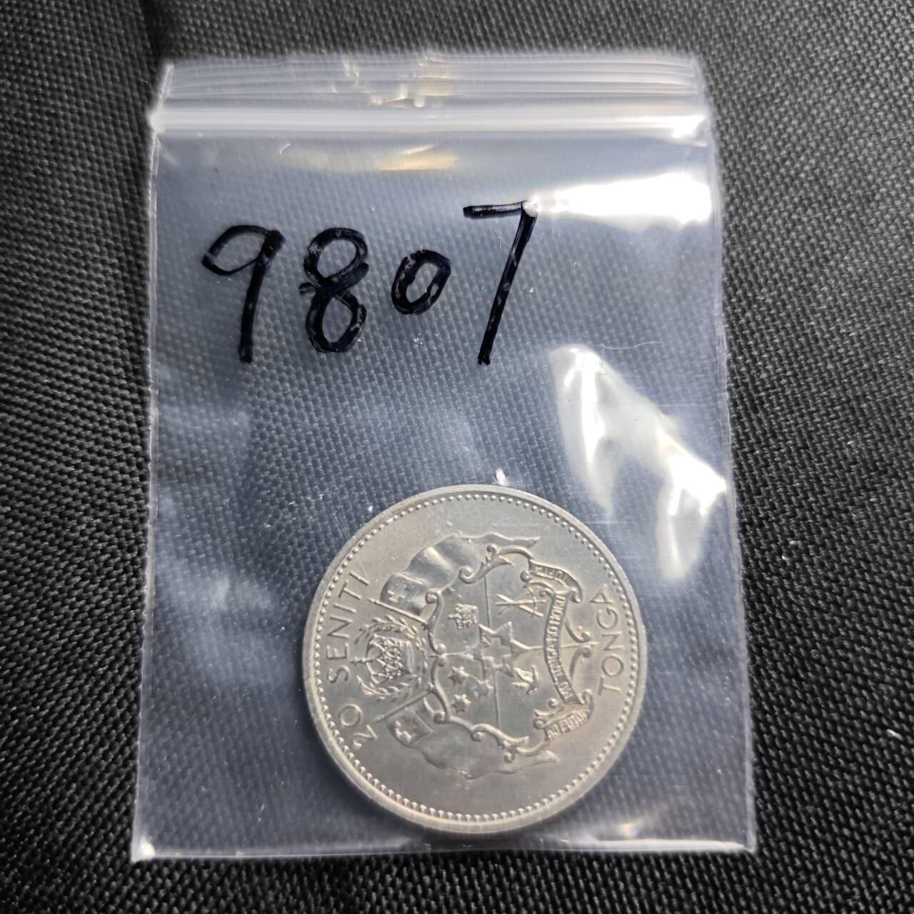 KK钱币收藏小铺  第398期 百期特拍（四拍之二） 2月预留时间 周末发货  1967汤加20分纪念币