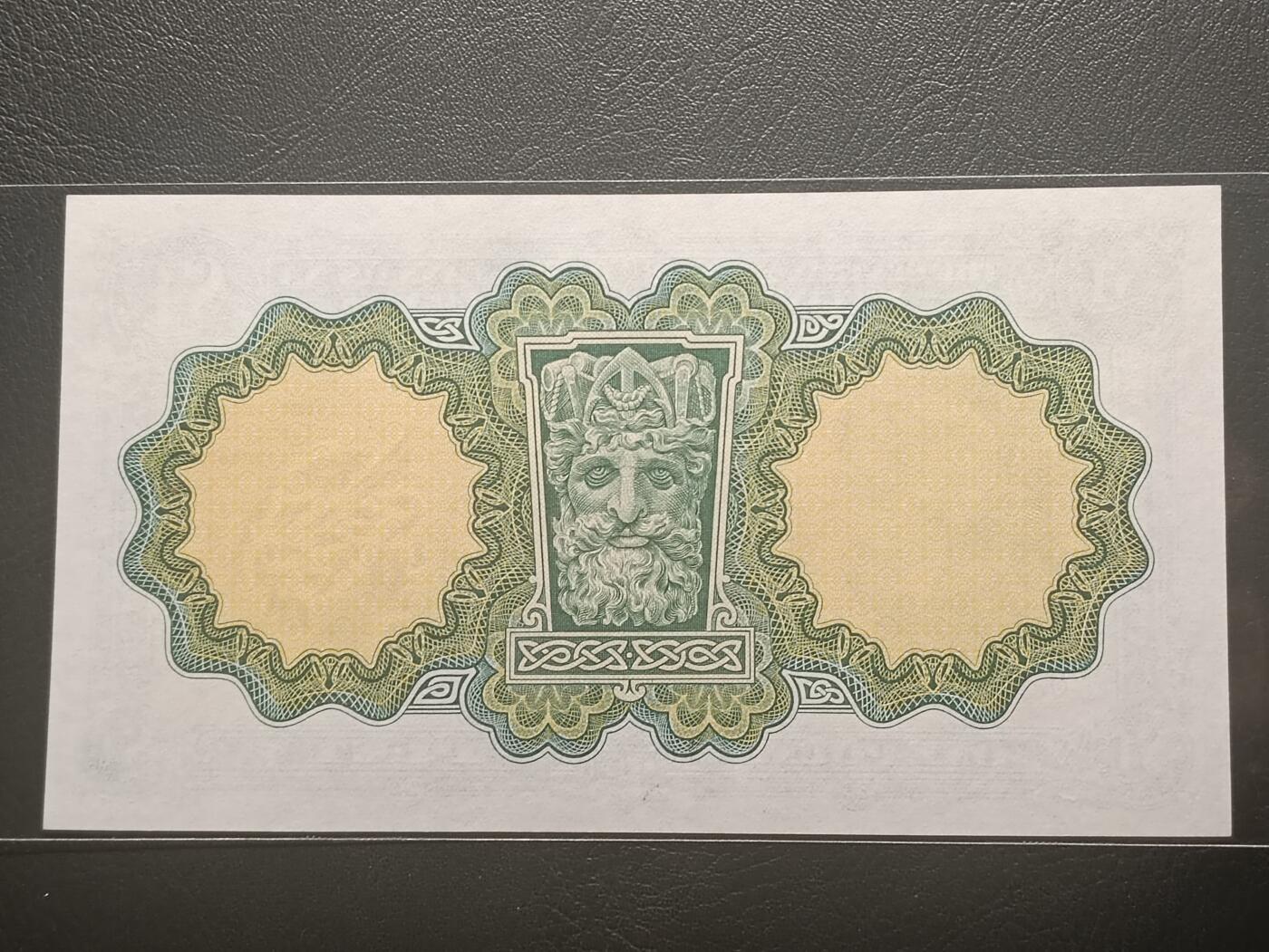 2026二月第一期，总215期 爱尔兰1963年1镑UNC无47，爱尔兰人格化象征“拉维利夫人”