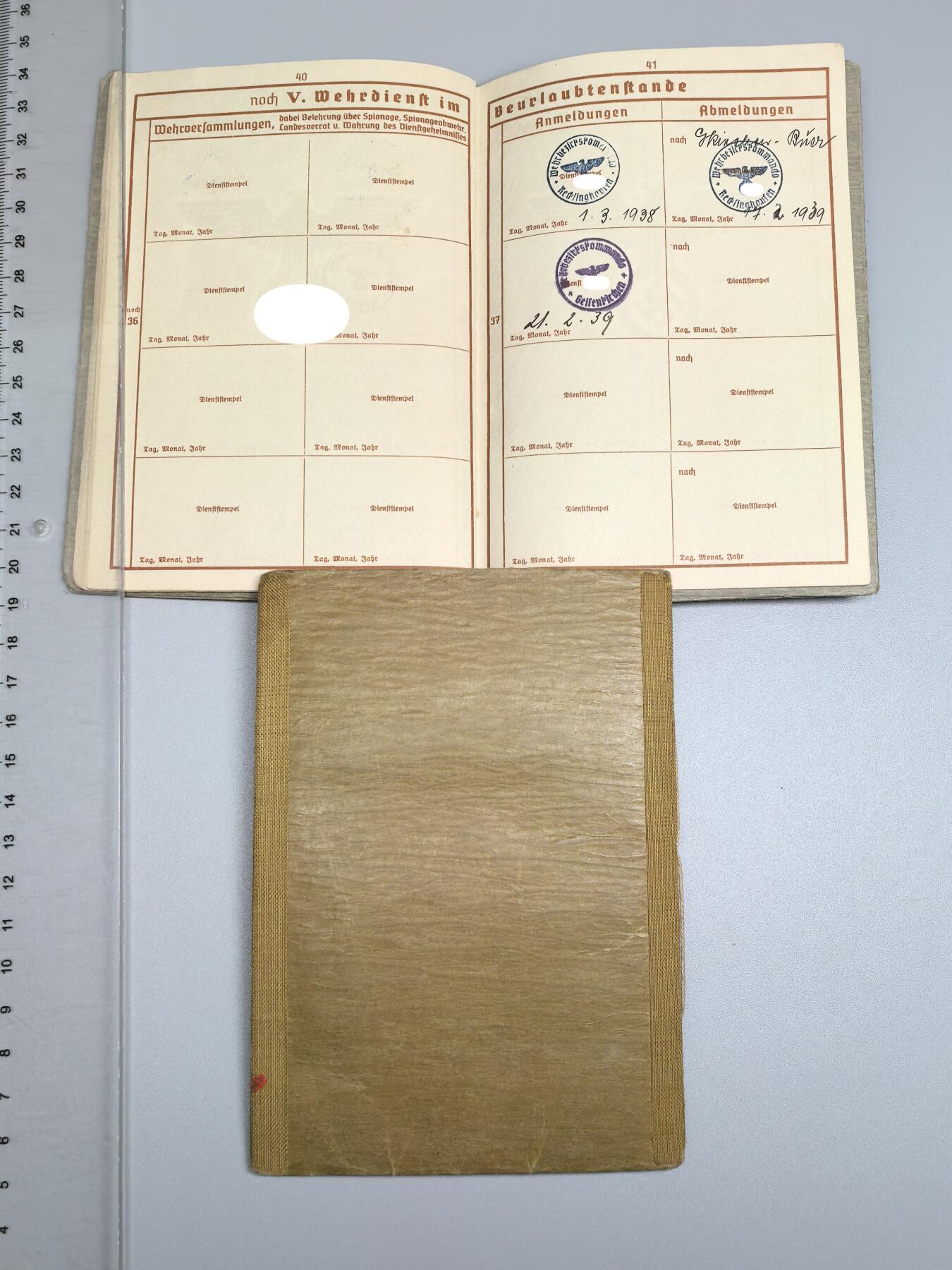 小驴勋章奖章收藏1月31日周六晚六点拍卖（珍爱和平，收藏战争，铭记历史，勿忘国耻，忠党爱国。有偿代拍，送拍规则在简介最后，参拍须阅读规则后再参拍，关系到运费包装发货时效真假辨别等关键信息，拍卖时不再发原图，看大图店主微信码在拍卖店铺介绍里）