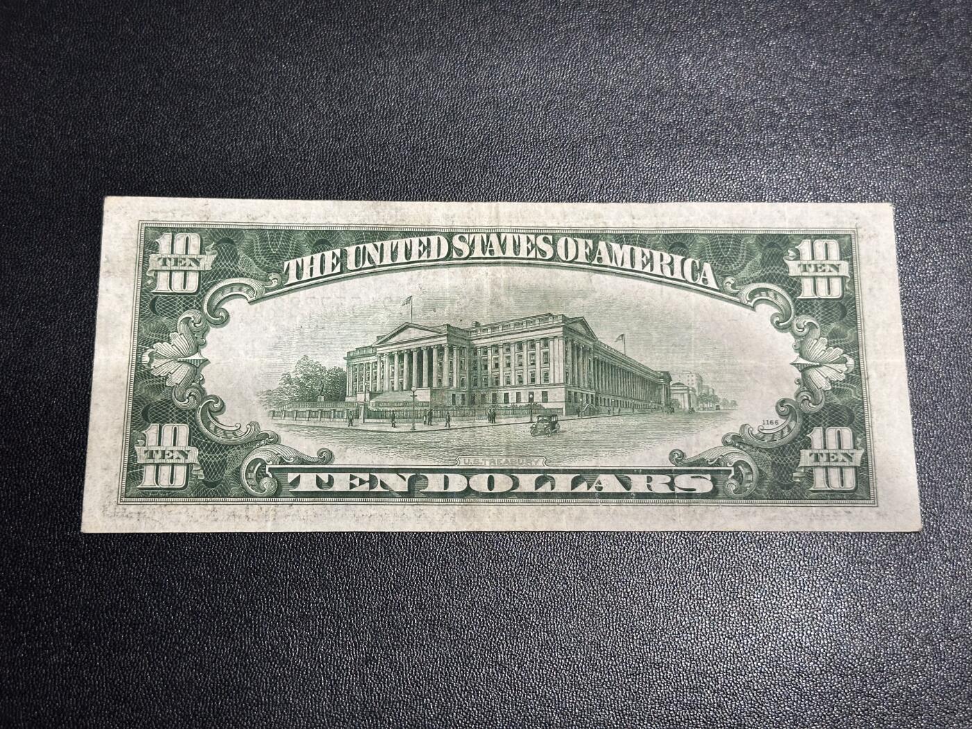 《外钞收藏家》第六百零六期（精品场）（本平台长期征集拍品、欢迎藏友们联系合作） 1934年美国10美元 蓝库印 非全新 品相如图