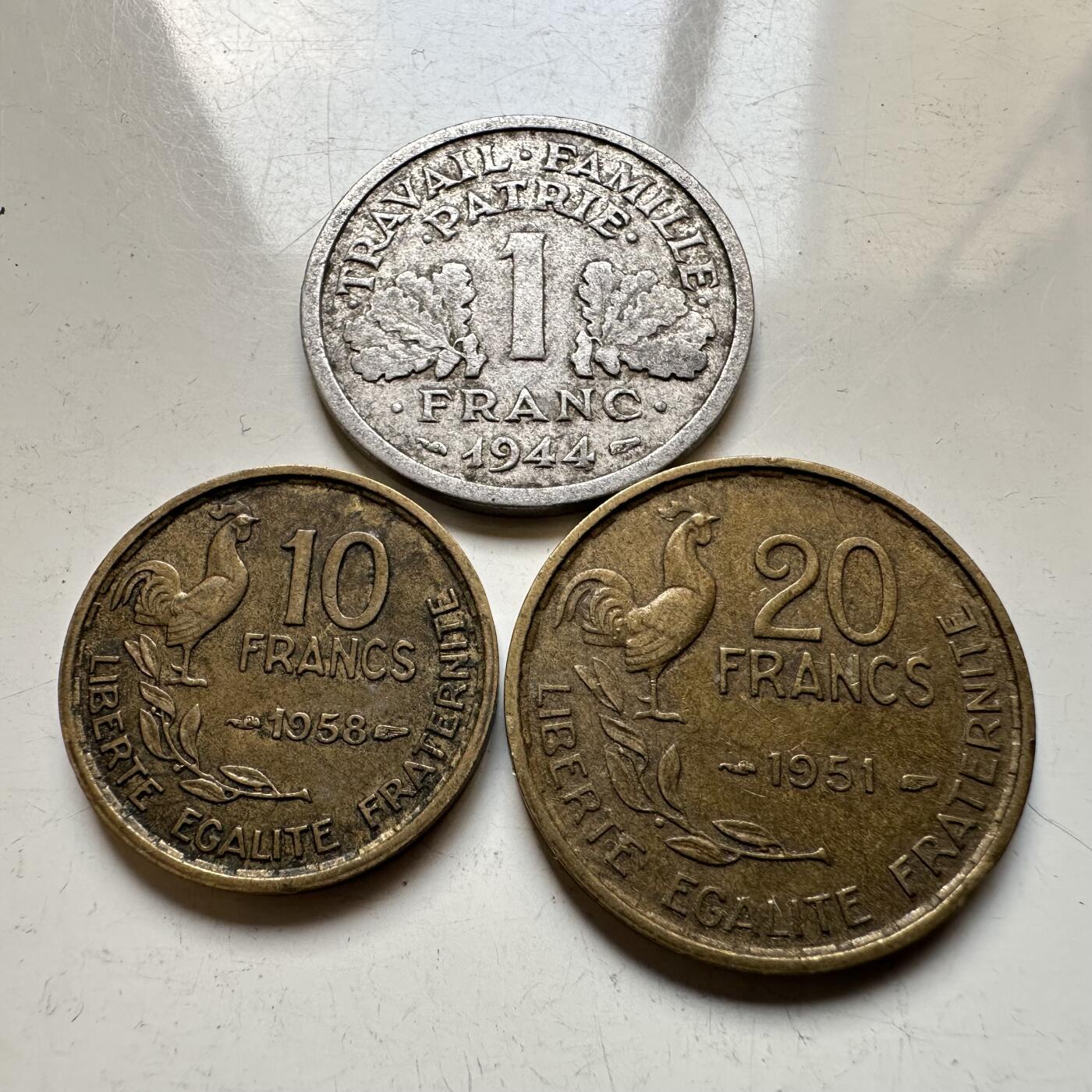 🌹外币初藏🌹🐯2026年第14场  每周二四六晚8️⃣点 接代拍 法国三枚