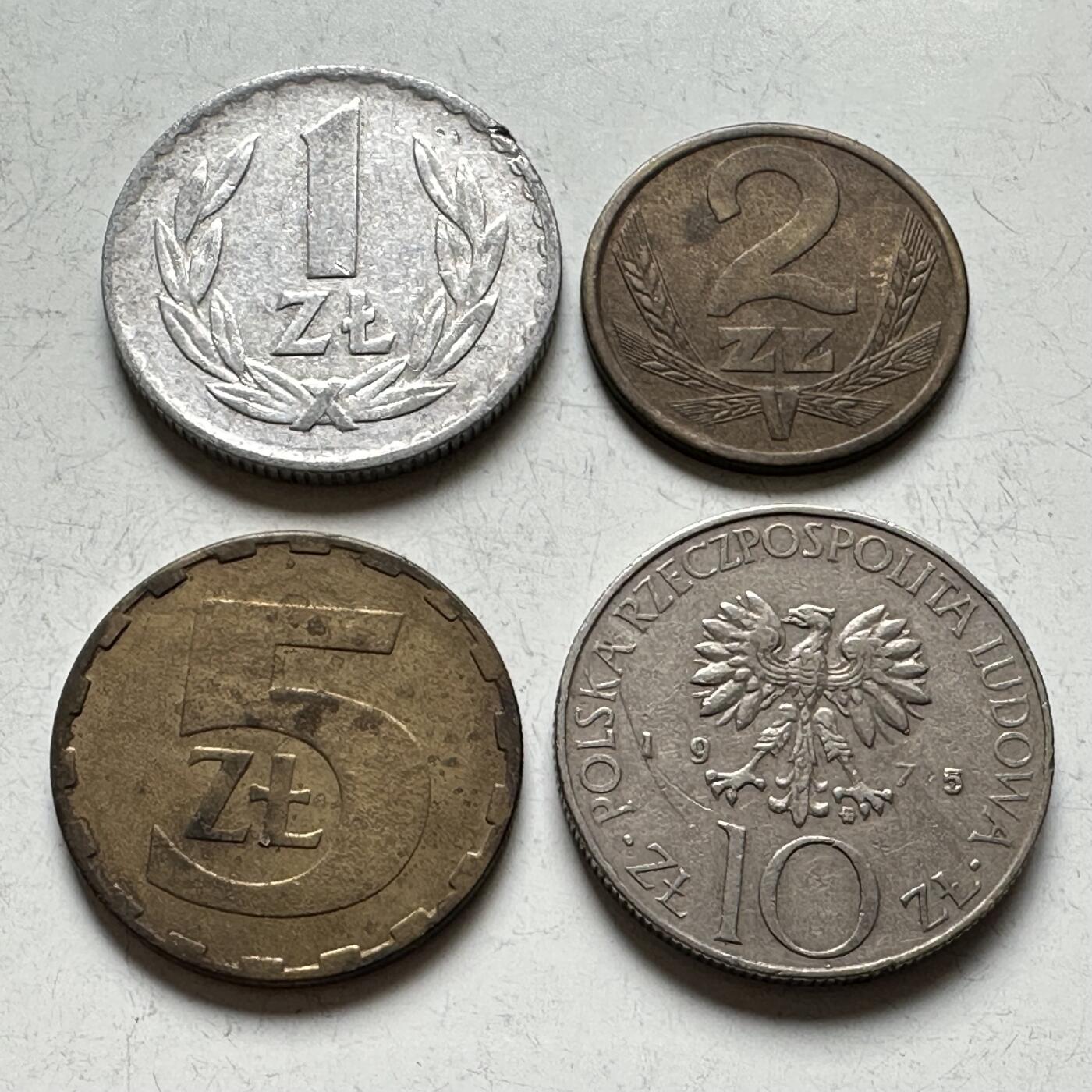 🌹外币初藏🌹🐯2026年第14场  每周二四六晚8️⃣点 接代拍 波兰四枚