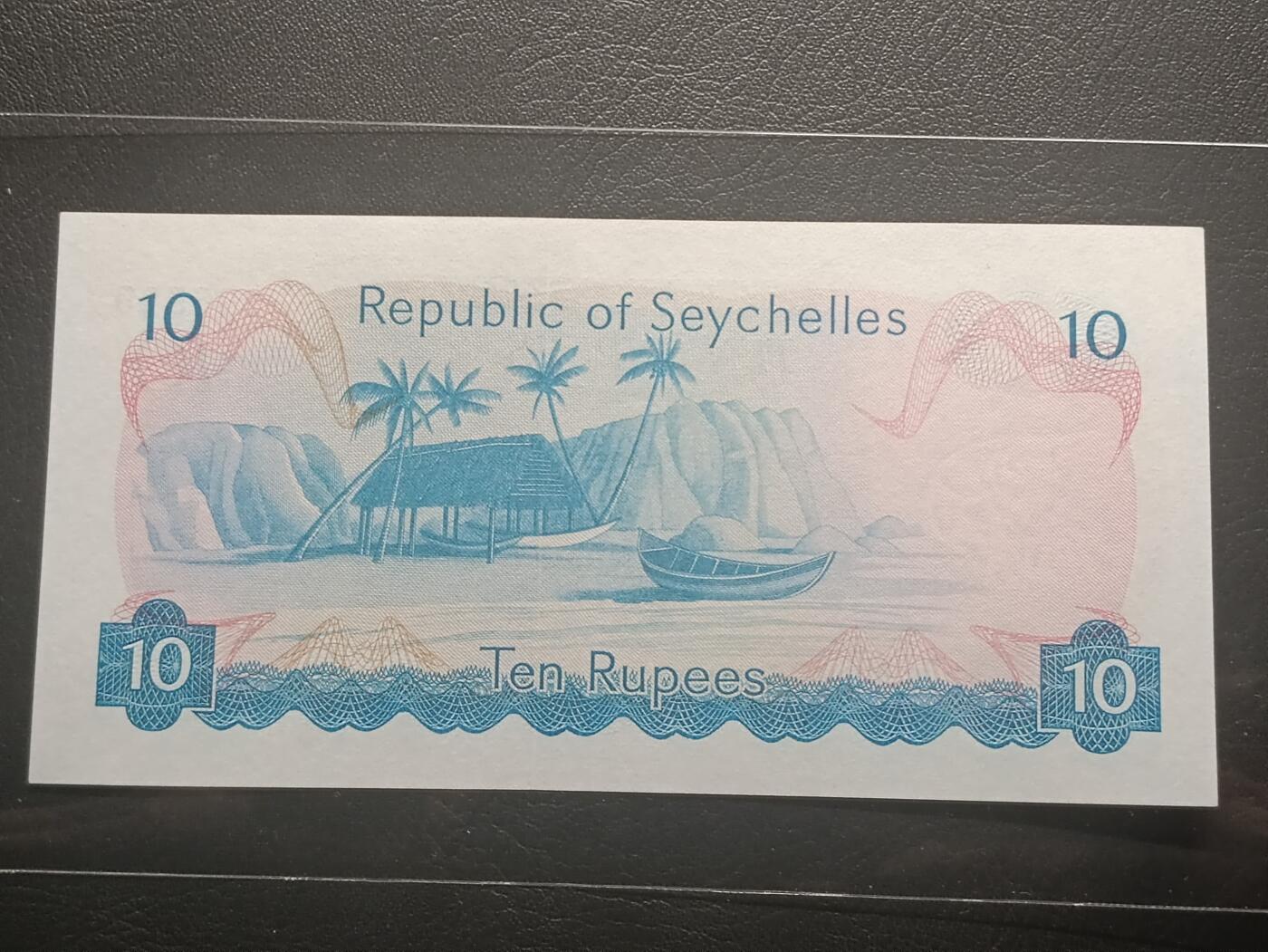 2026二月第一期，总215期 塞舌尔1977版10卢比UNC微潮首冠A/1，仅发行数月的马查姆总统肖像版本