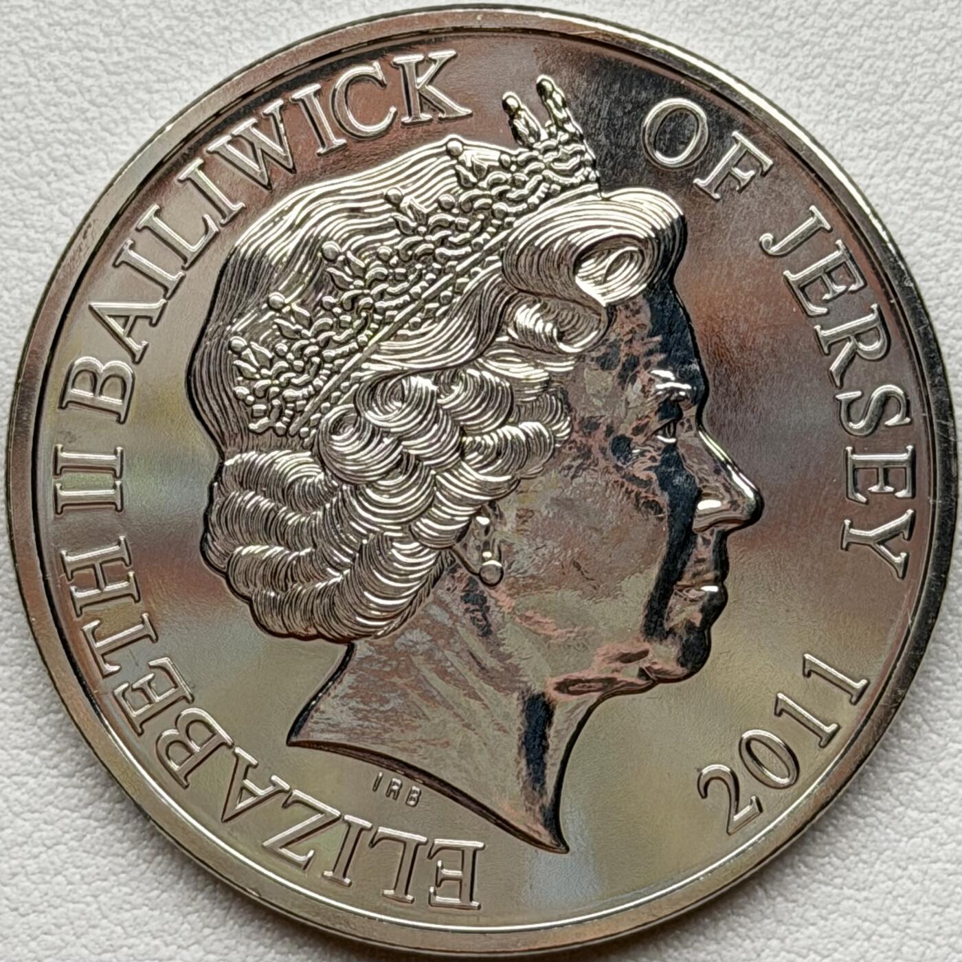 ＜星葵🌻钱币社＞散币克朗场第69期·2月3日发货 泽西岛2011年阵亡将士纪念日90周年·罂粟花5镑克朗型彩色纪念币