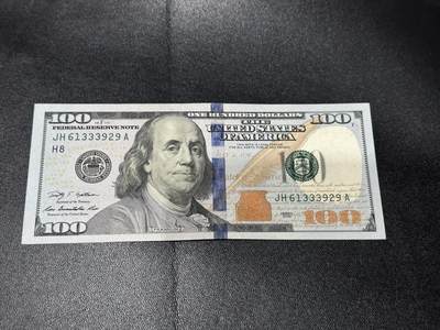 《外钞收藏家》第六百零六期（精品场）（本平台长期征集拍品、欢迎藏友们联系合作） - 2009年无A版彩版100美元 全新UNC 无47 尾929