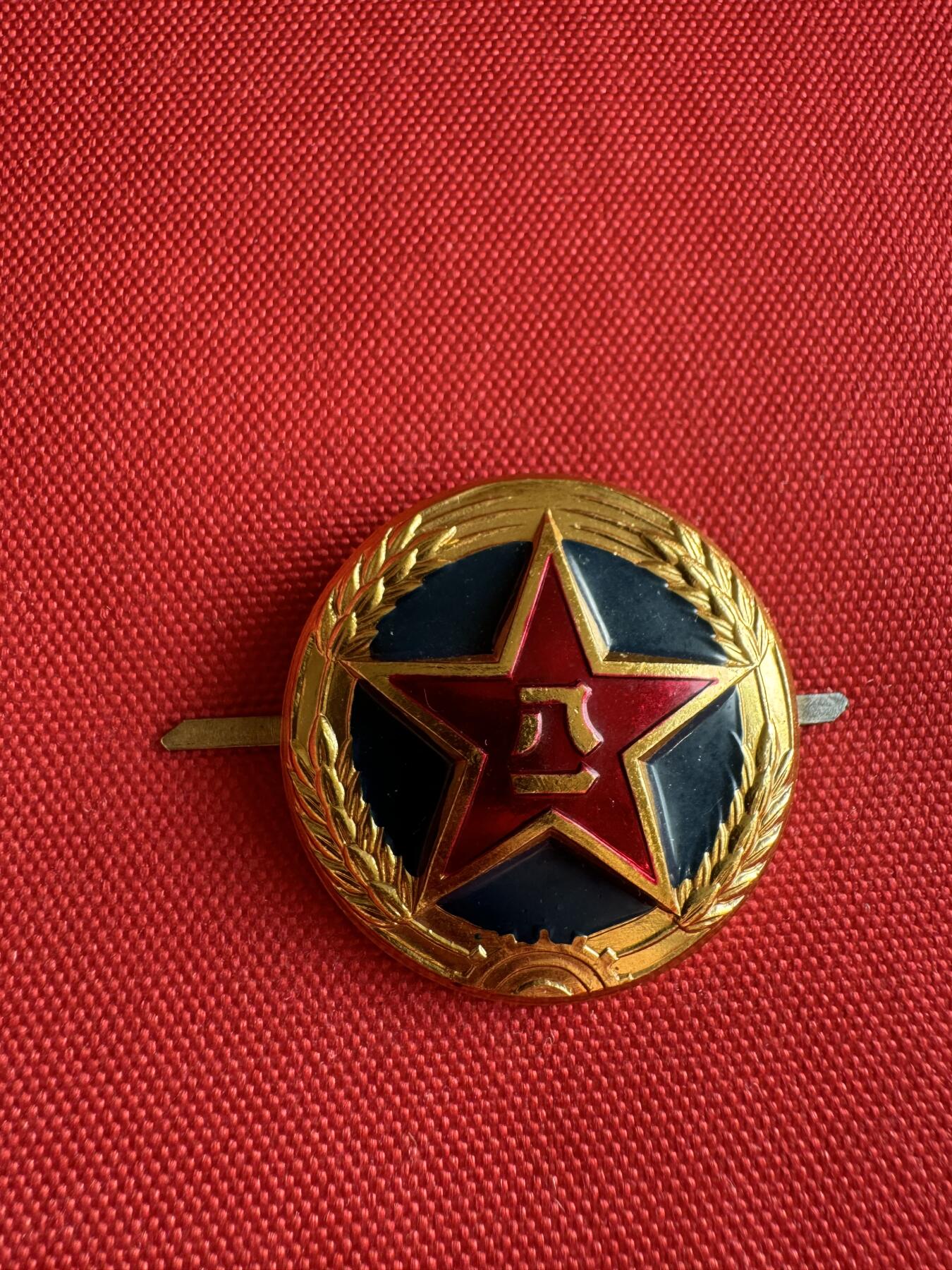 五哥徽章群   31号周六晚上八点4群联拍 帽