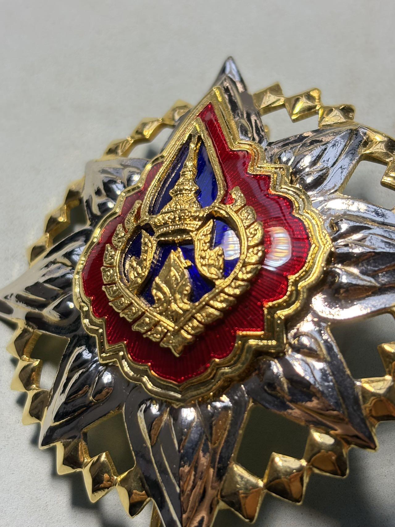 盛世勋华——号角文化勋章邮票专场拍卖第304期 泰国大军官/大十字级王冠勋章星章 大尺寸