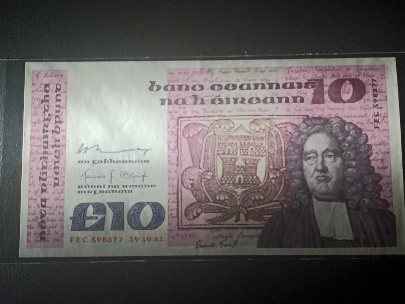 2026二月第一期，总215期 爱尔兰1981年10镑UNC-，作家斯威夫特和他生活年代的都柏林地图
