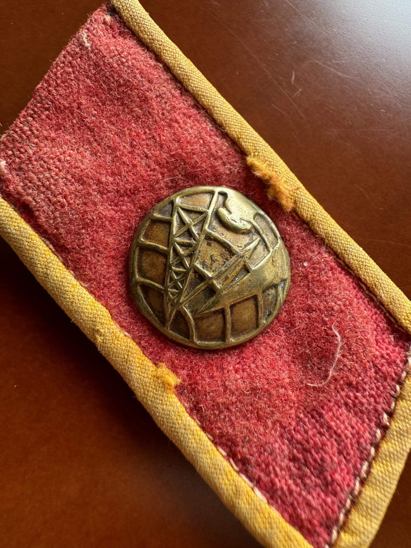 五哥徽章群   31号周六晚上八点4群联拍 单边