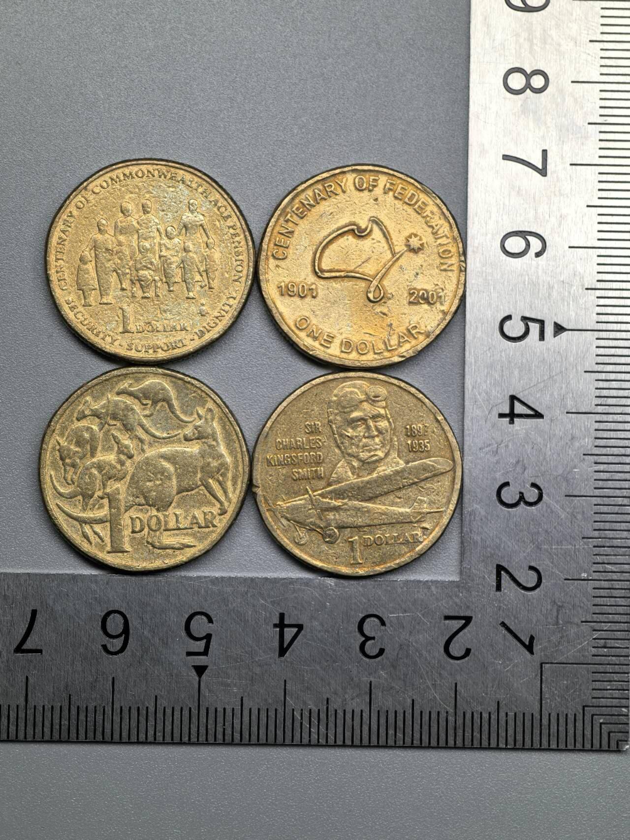 小驴勋章奖章收藏1月31日周六晚六点拍卖（珍爱和平，收藏战争，铭记历史，勿忘国耻，忠党爱国。有偿代拍，送拍规则在简介最后，参拍须阅读规则后再参拍，关系到运费包装发货时效真假辨别等关键信息，拍卖时不再发原图，看大图店主微信码在拍卖店铺介绍里） 澳大利亚4个年份1元澳元硬币