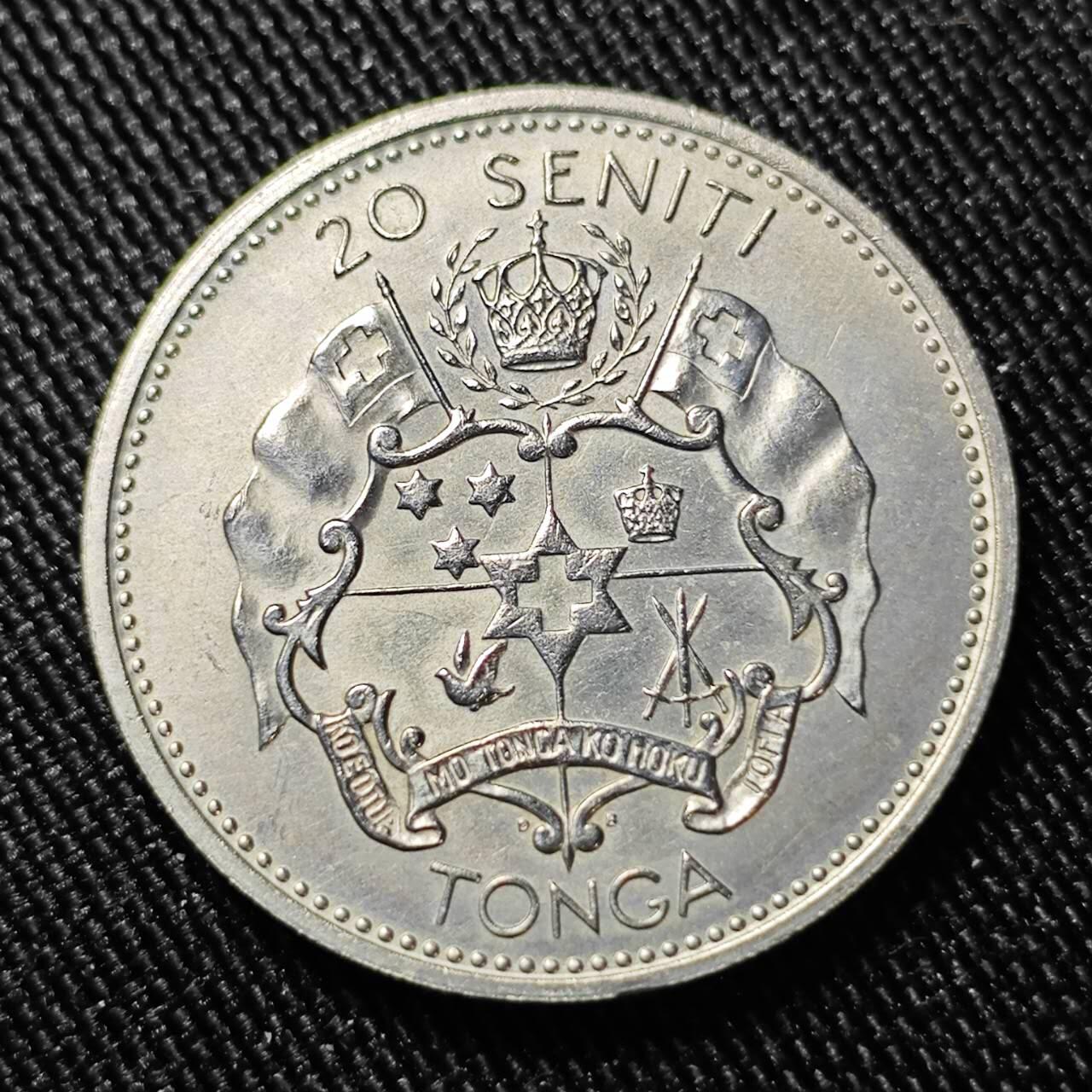 KK钱币收藏小铺  第398期 百期特拍（四拍之二） 2月预留时间 周末发货  1967汤加20分纪念币