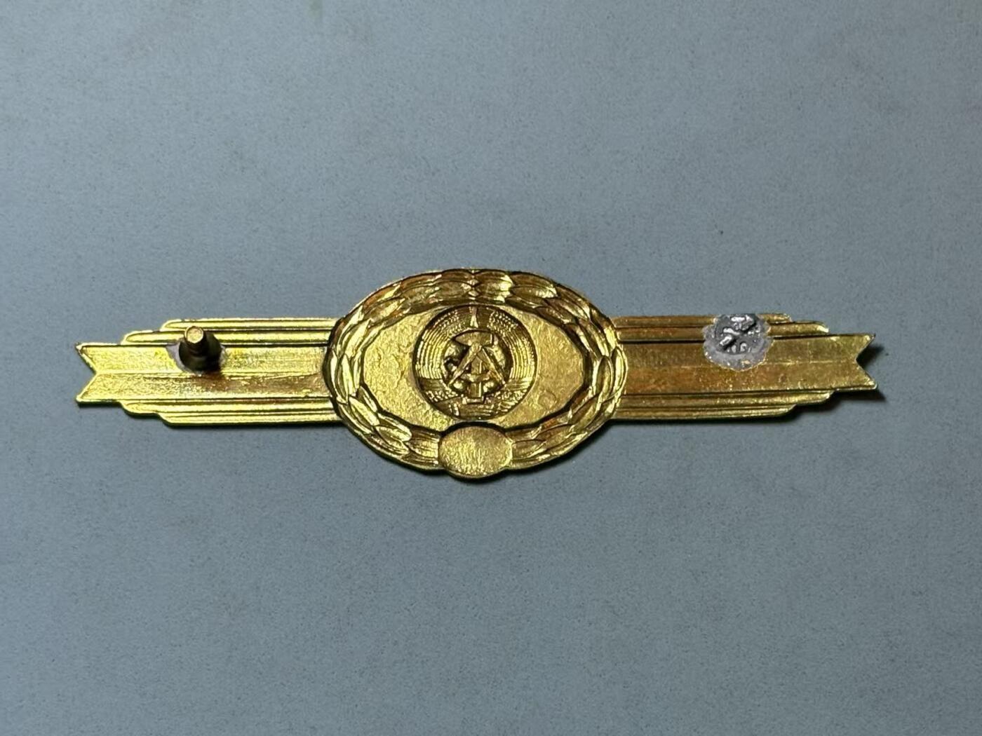 盛世勋华——号角文化勋章邮票专场拍卖第309期 东德三级通用技能证章