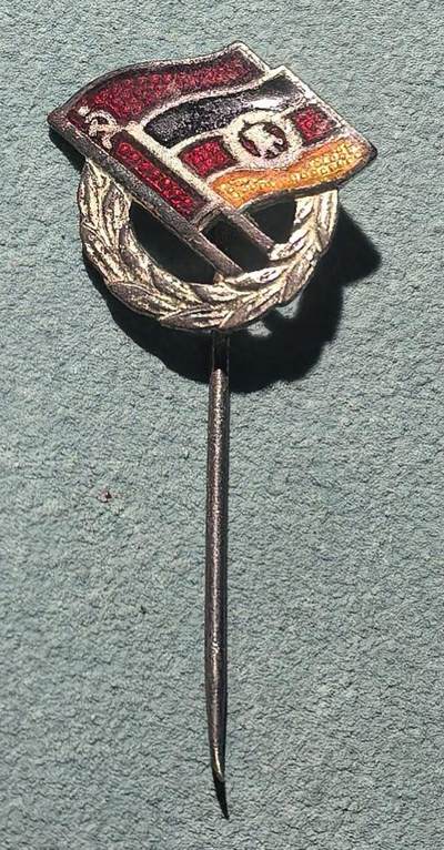 盛世勋华——号角文化勋章邮票专场拍卖第303期 - 东德苏德友好协会证章 别针