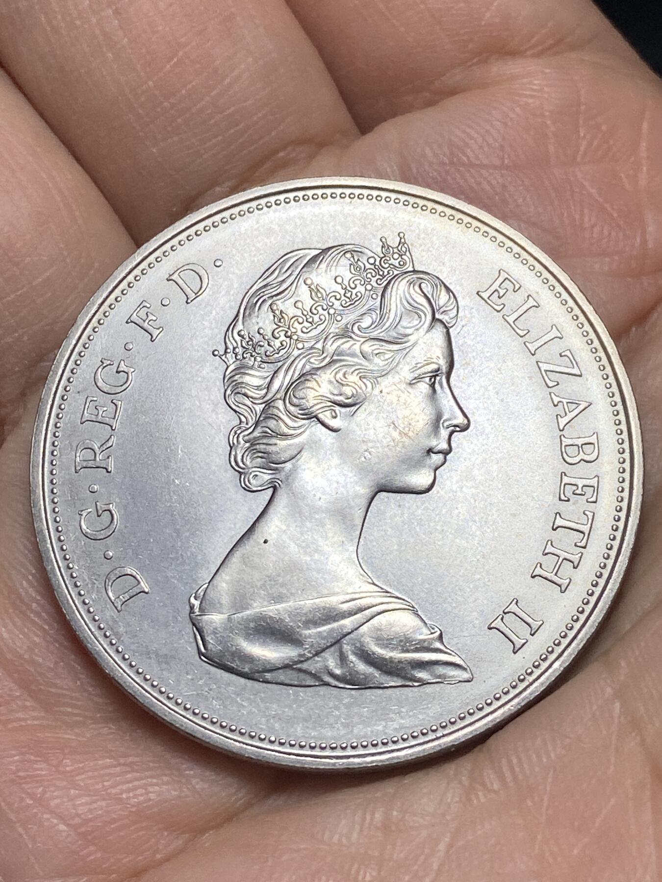 2026年第十六场(总第一百八十五场）外国好品散币场(免佣金) 英国🇬🇧1972年25便士(伊丽莎白二世和菲利普亲王25周年银婚纪念币)