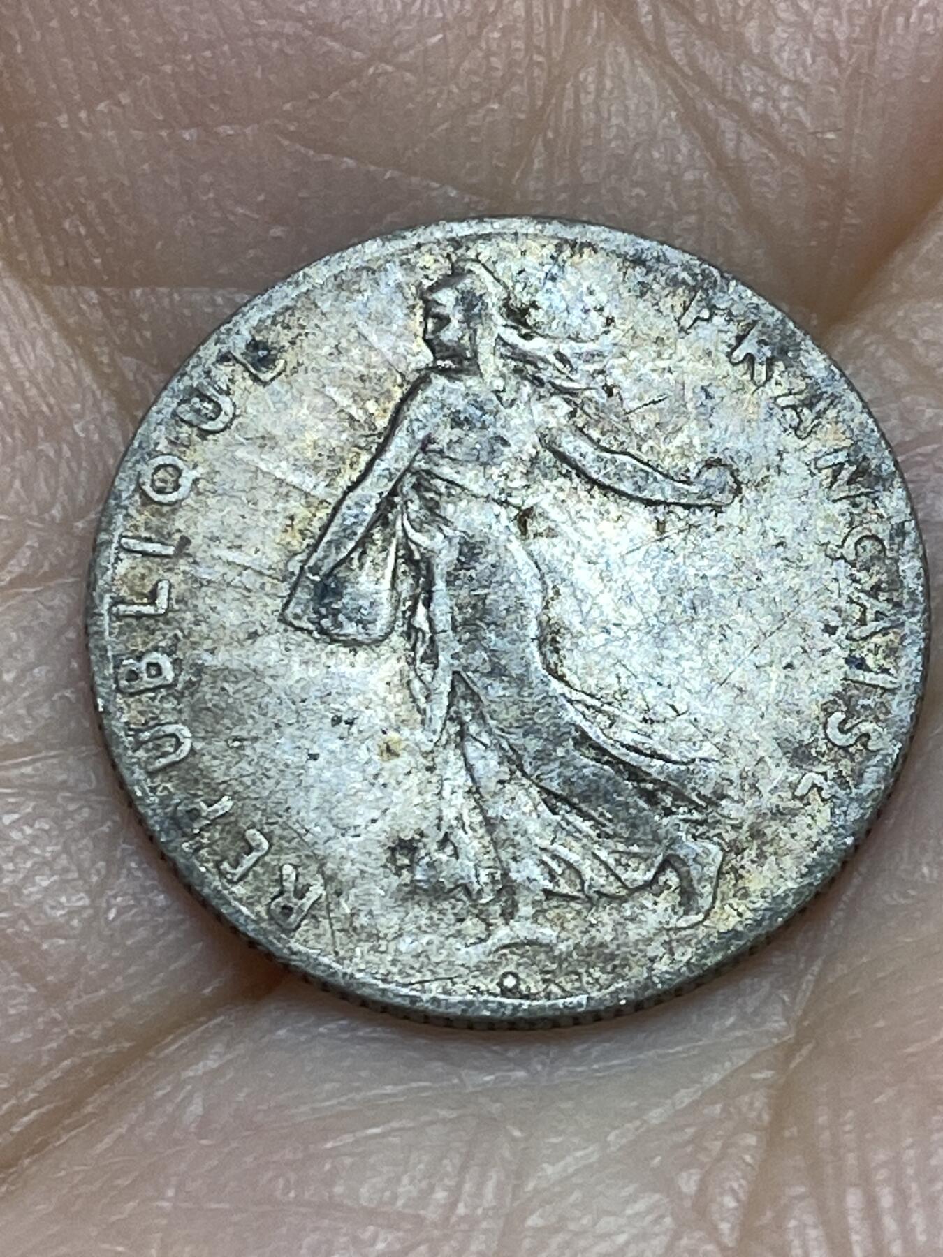 2026年第十六场(总第一百八十五场）外国好品散币场(免佣金) 法兰西第三共和国1910年50生丁银币(第三版，835高银)