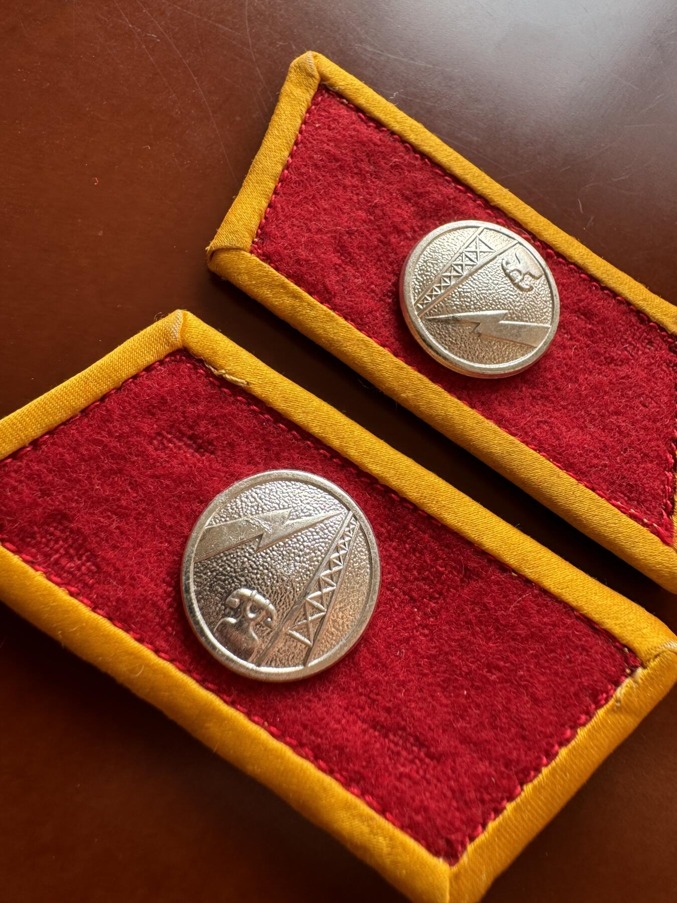 五哥徽章群   31号周六晚上八点4群联拍 领