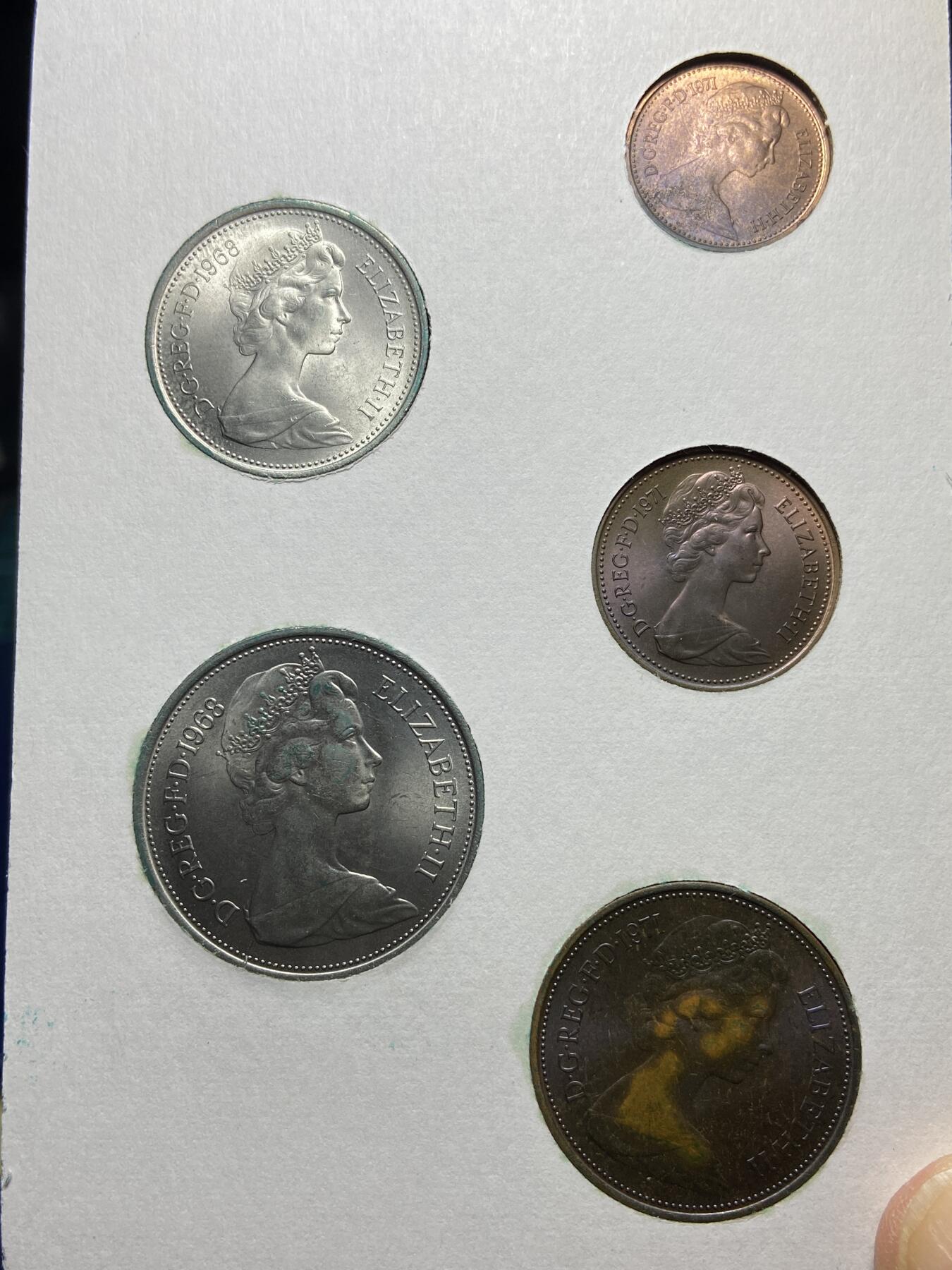 2026年第十六场(总第一百八十五场）外国好品散币场(免佣金) 英国🇬🇧十进制第一版首发年原册5枚套币