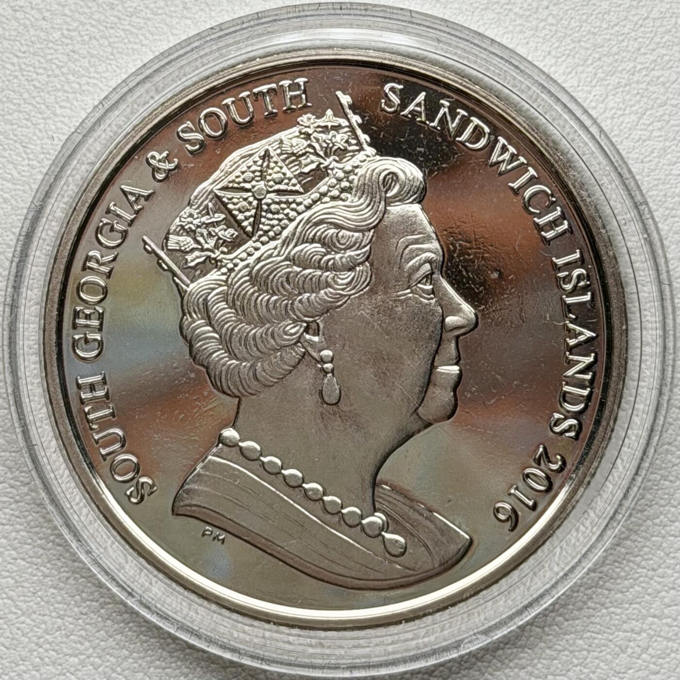 ＜星葵🌻钱币社＞散币克朗场第69期·2月3日发货 南乔治亚岛和南桑威奇群岛2016年女王登基90周年2镑克朗型纪念币