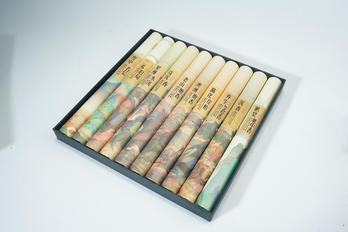 上海都达杂项专场十三（全场包邮】 天然沉香、星洲水沉、雪中春信等健康线香 十筒一套