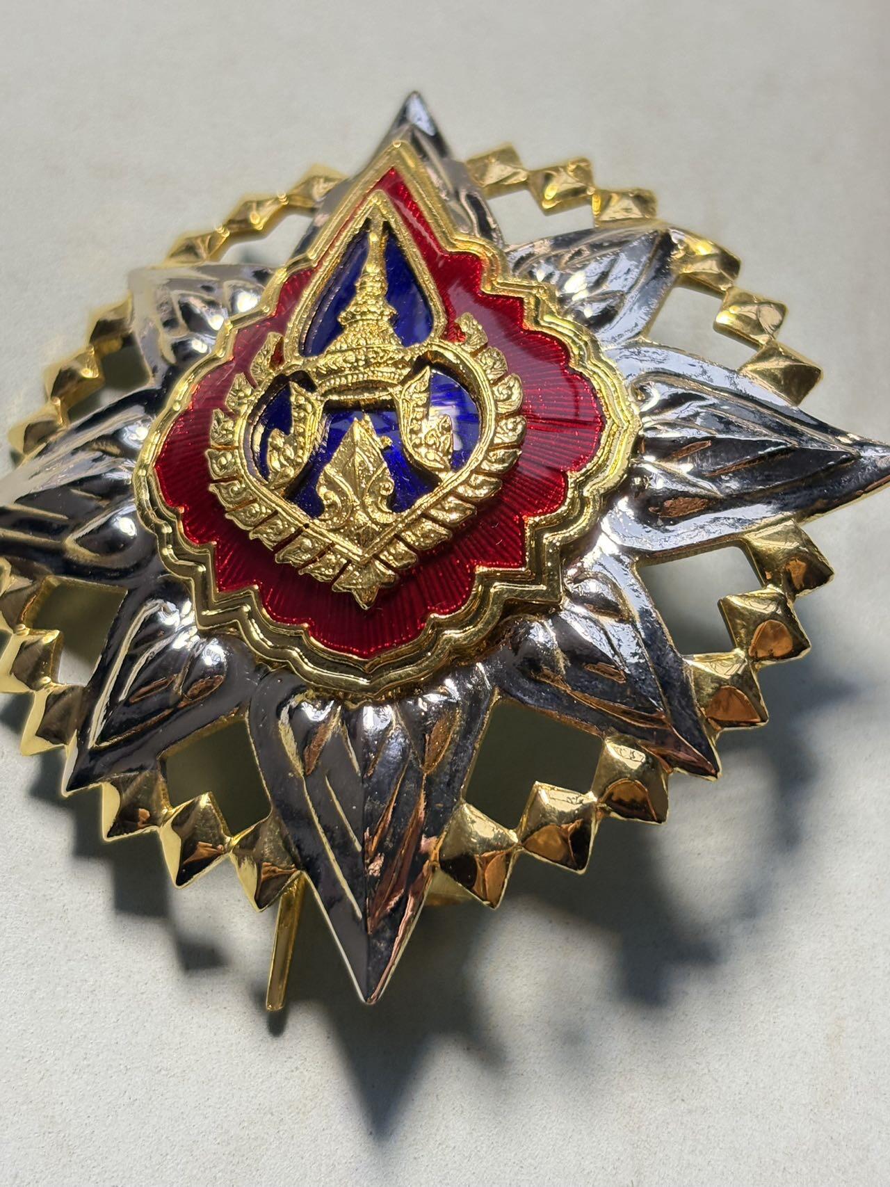 盛世勋华——号角文化勋章邮票专场拍卖第304期 泰国大军官/大十字级王冠勋章星章 大尺寸