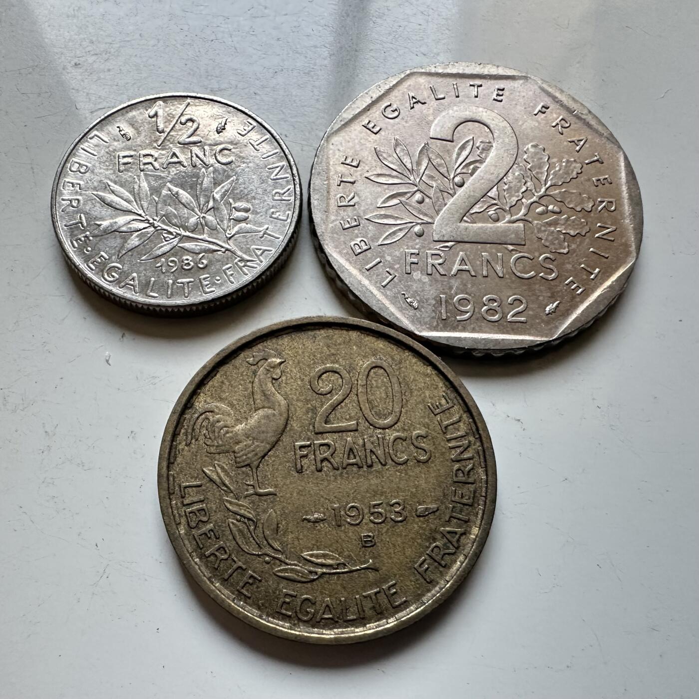 🌹外币初藏🌹🐯2026年第14场  每周二四六晚8️⃣点 接代拍 法国三枚