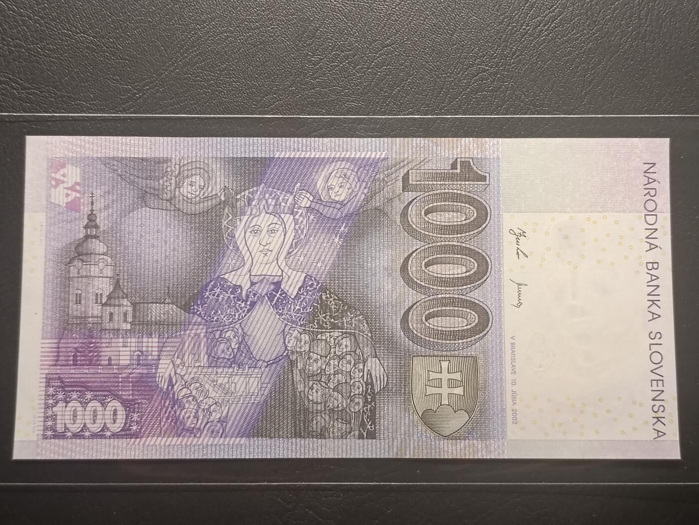 2026二月第一期，总215期 斯洛伐克2002年1000克朗AUNC有图案磨损，赫林卡神父（此人为斯洛伐克独立二战期间和德国入侵者合作，所以争议很大）