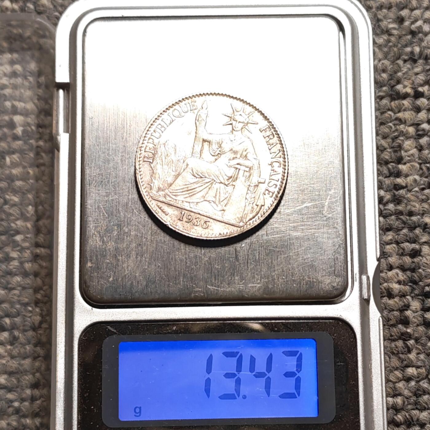 1936年法属印支坐洋50分银币