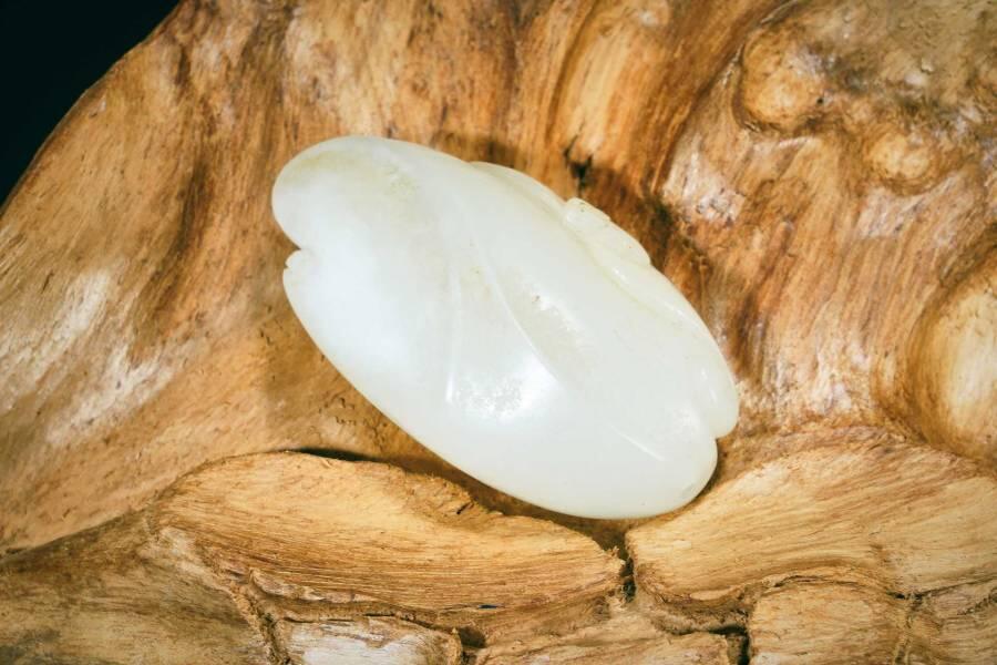 上海都达杂项专场十二（全场包邮】 和田玉精雕《福从天降》挂件