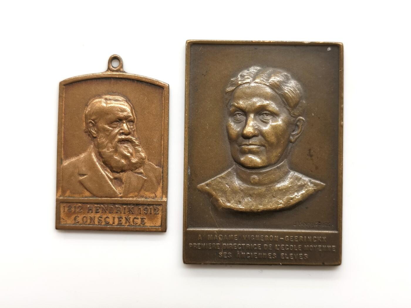 博洋堂世界钱币拍卖第159期（全场包邮） 外国铜章一组，30*20mm，7.5g & 40*29mm 23.5g