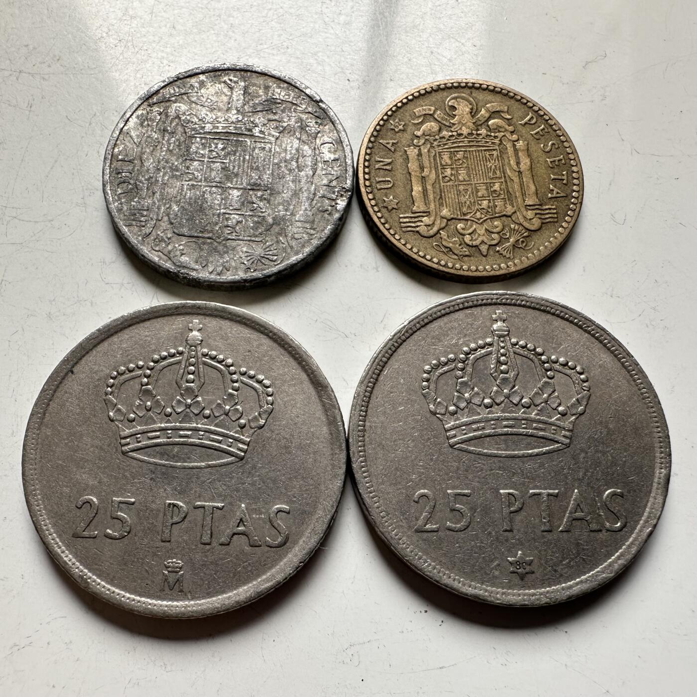 🌹外币初藏🌹🐯2026年第14场  每周二四六晚8️⃣点 接代拍 西班牙四枚