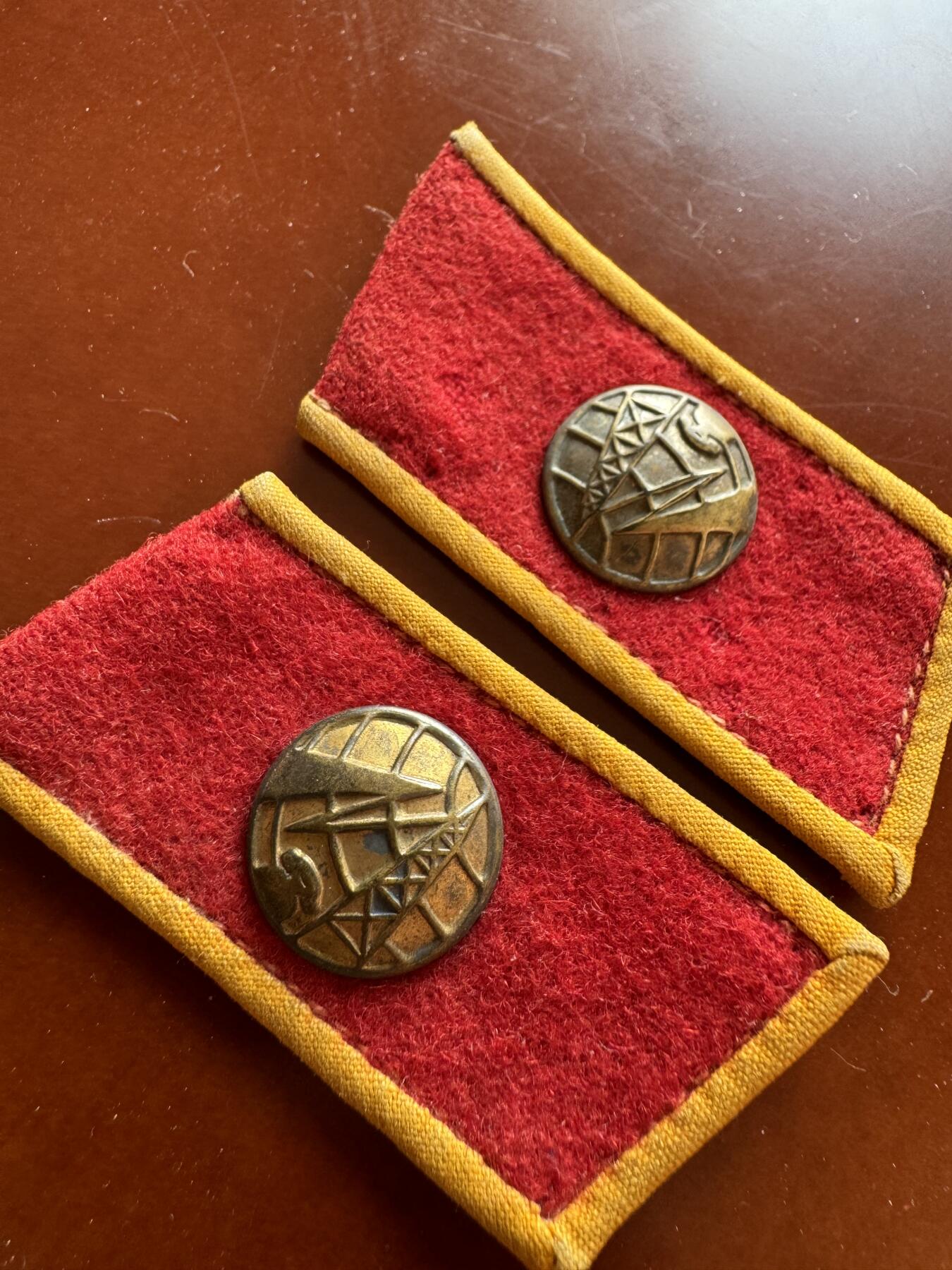 五哥徽章群   31号周六晚上八点4群联拍 领